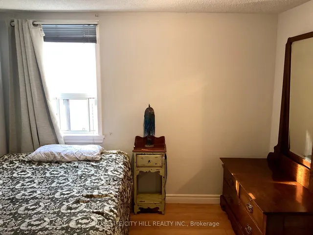 Additional image 13 of 71 Russett Ave