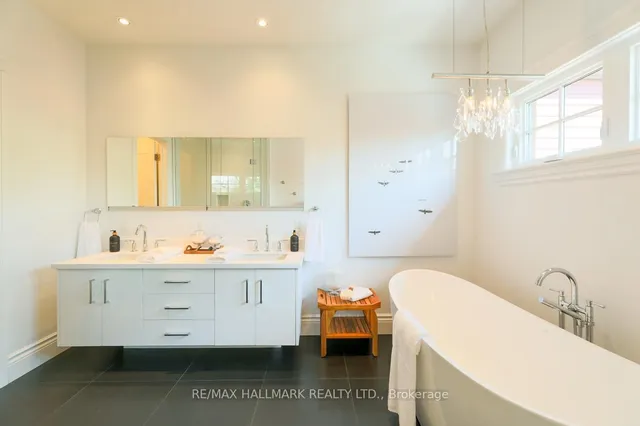 Additional image 20 of 69 Hillside Dr