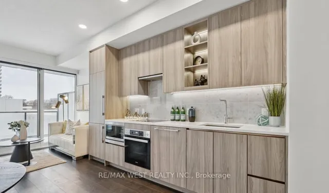 Additional image 2 of 95 Mcmahon Dr Unit 1607