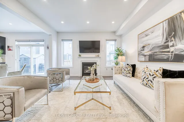 Additional image 15 of 33 Ezra Cres