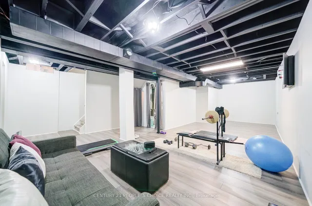 Additional image 42 of 157 Cinrickbar Dr