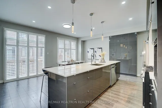 Additional image 20 of 181 Squire Cres