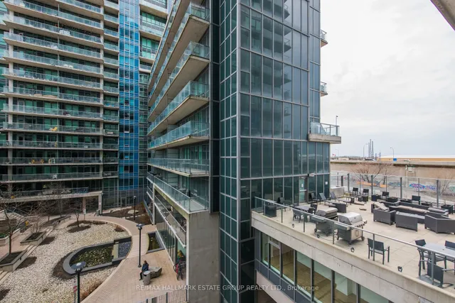 Additional image 24 of 59 East Liberty St Unit 401