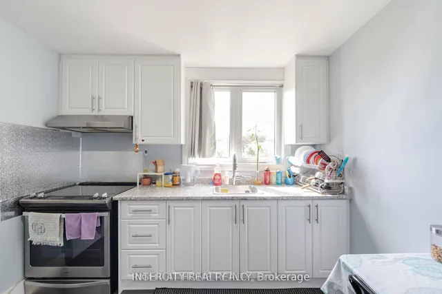 Additional image 12 of 231 Lawrence Ave