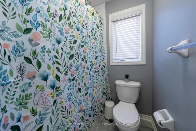 Additional image 21 of 1554 Chretien St