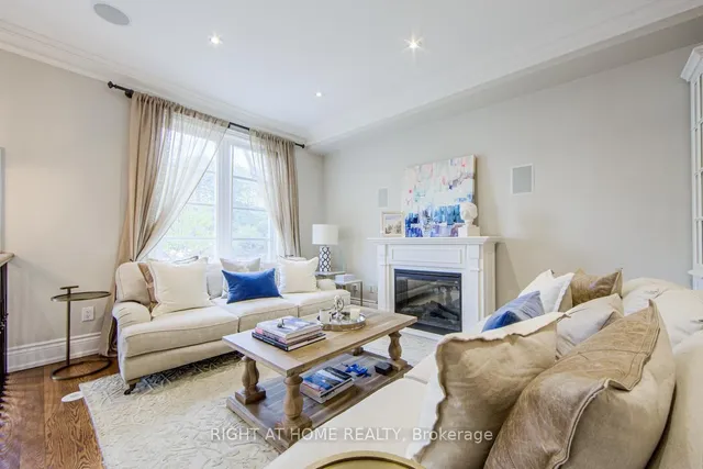 Additional image 5 of 2916 Bayview Ave