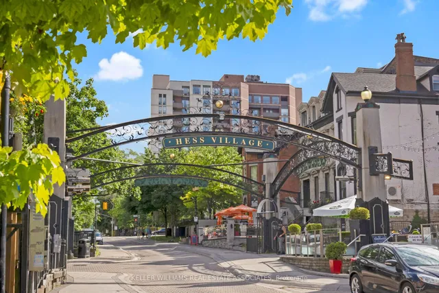 Additional image 39 of 15 Queen St Unit 1702