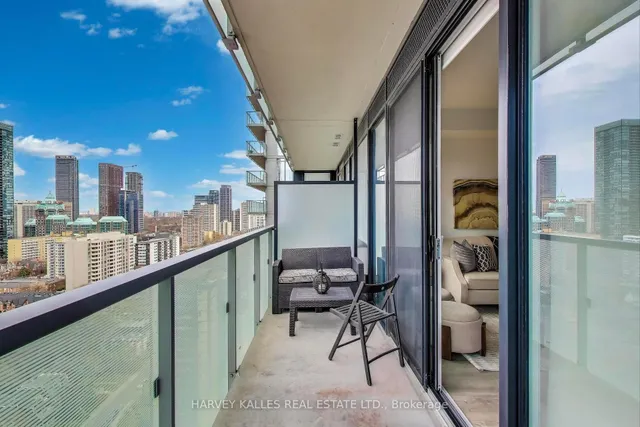 Additional image 19 of 28 Wellesley St Unit 2408