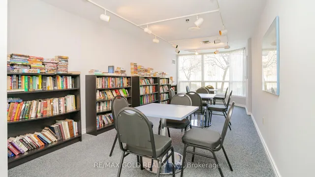 Additional image 27 of 12 Laurelcrest St Unit 1209