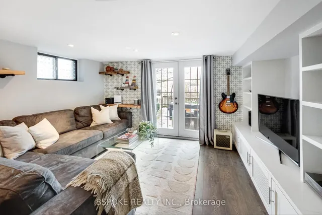 Additional image 28 of 293 Withrow Ave