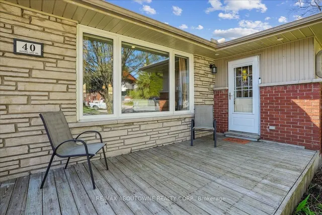 Additional image 3 of 40 Autumn Leaf Rd