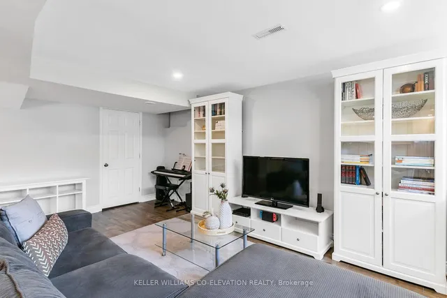 Additional image 32 of 122 Sun Row Dr