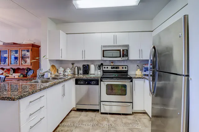 Additional image 5 of 55 Via Rosedale N/A Unit 201