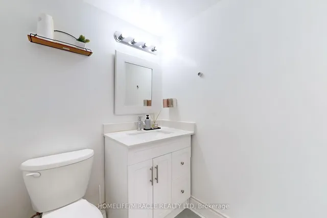 Additional image 32 of 15 Kensington Rd Unit 1112