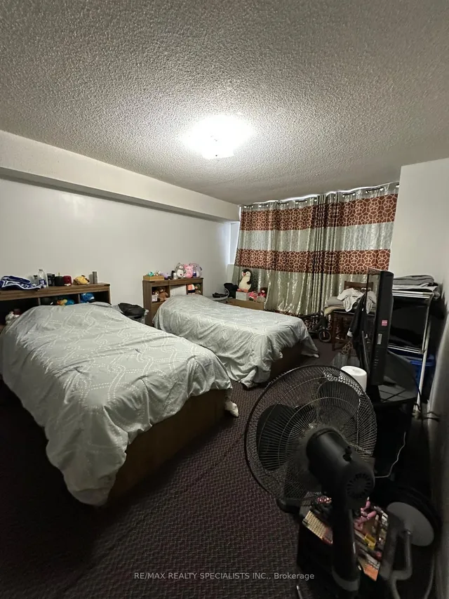 Additional image 16 of 3695 Kaneff Cres Unit 1602