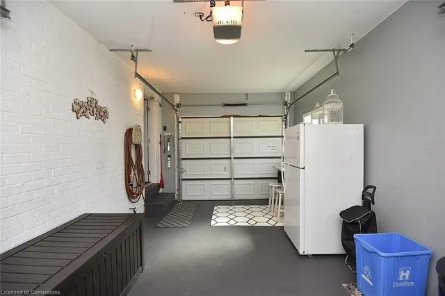 Additional image 30 of 272 Birchcliffe Cres