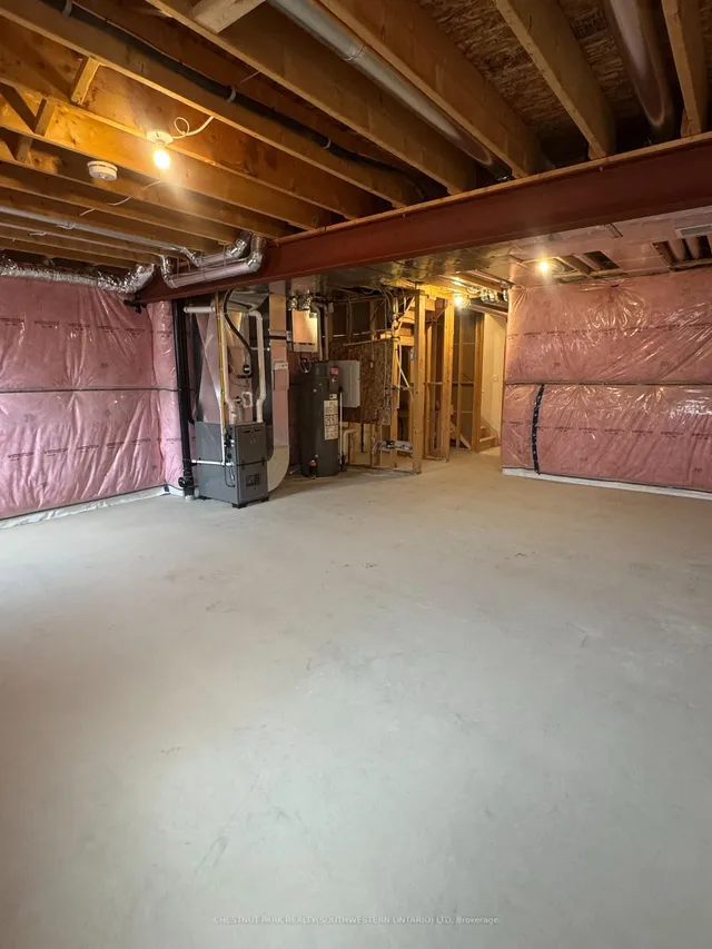 Additional image 31 of 573 Guelph St
