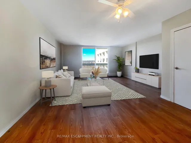 350 Quigley Rd Unit 810