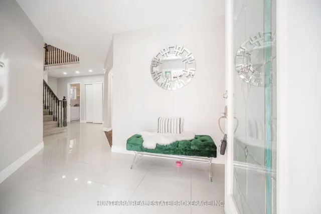 Additional image 3 of 38 Pebblestone Circ