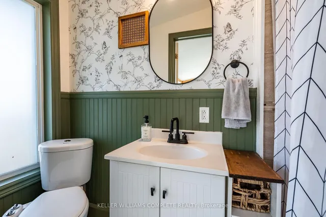 Additional image 26 of 2812 Upper James St