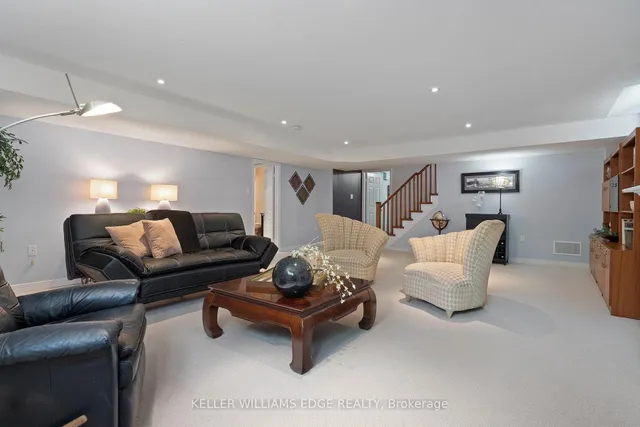 Additional image 28 of 2958 Singleton Common