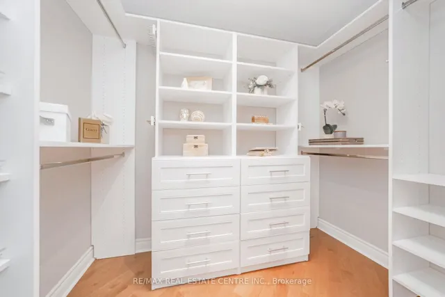 Additional image 42 of 41 Avalanche Cres