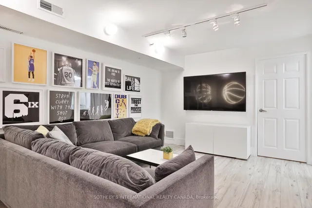 Additional image 25 of 142 Pears Ave Unit A9