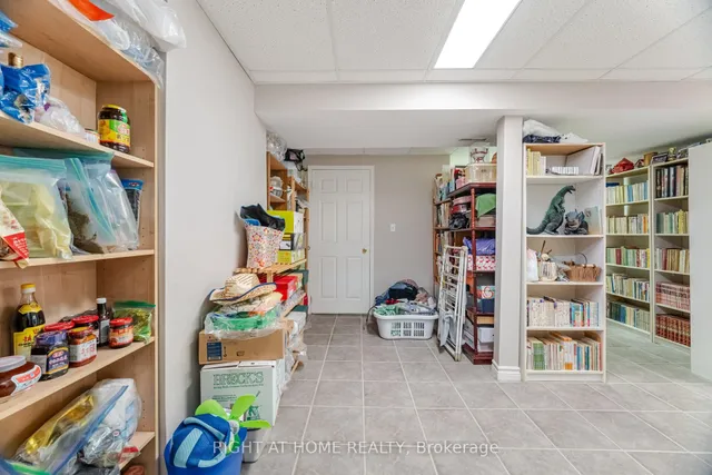 Additional image 41 of 5253 Palomar Cres