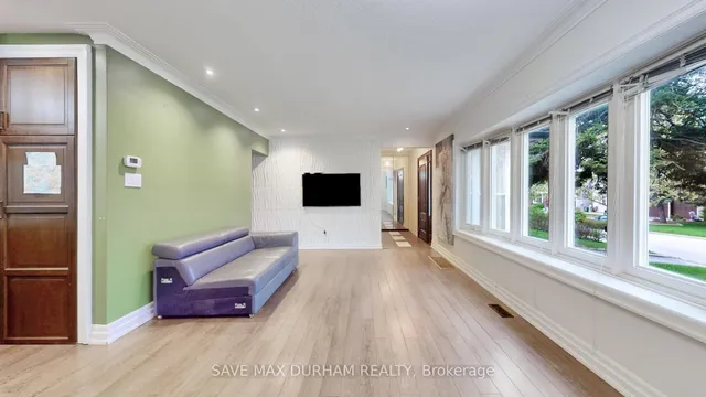 Additional image 9 of 165 Harewood Ave