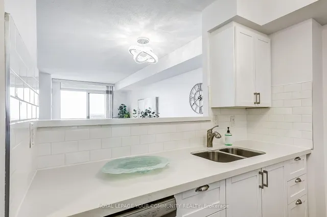 Additional image 23 of 700 Humberwood Blvd Unit 2122