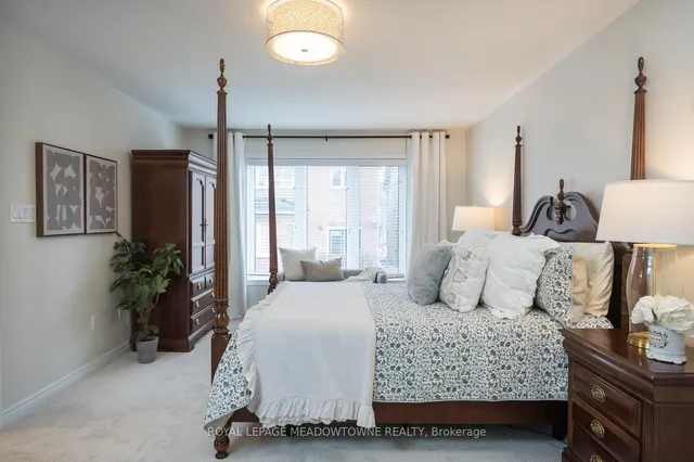 Additional image 32 of 476 Laundon Terr