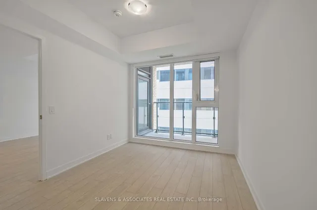 Additional image 17 of 543 Richmond St Unit 735