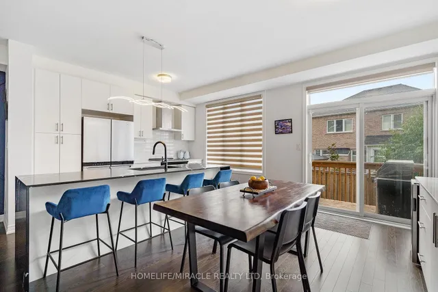 Additional image 11 of 609 Beam Crt