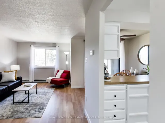 Additional image 5 of 1008 Falgarwood Dr Unit 5