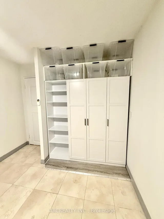 Additional image 33 of 4673 Jane St Unit 1007