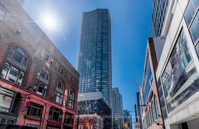 197 Yonge St Unit 1304