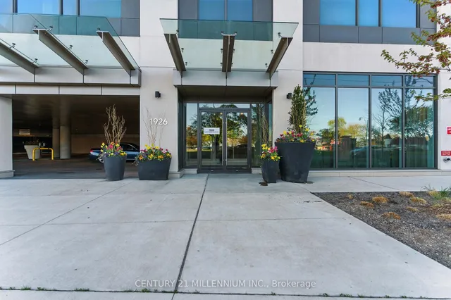 Additional image 12 of 1926 Lake Shore Blvd Unit 3011