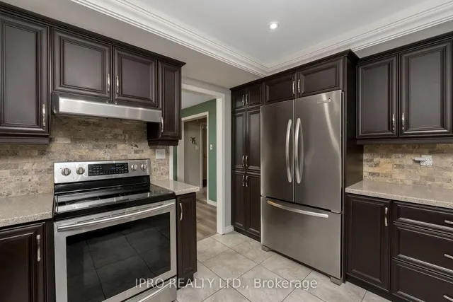 Additional image 8 of 1 Lindhurst St