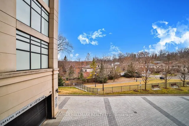 Additional image 32 of 2 Old Mill Dr Unit 121