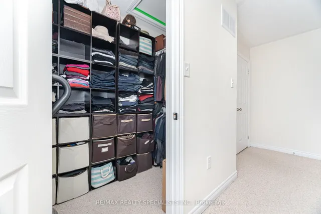 Additional image 25 of 383 Queen Mary Dr