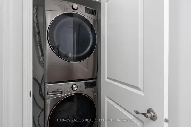 Additional image 27 of 77 Mcmurrich St Unit 213