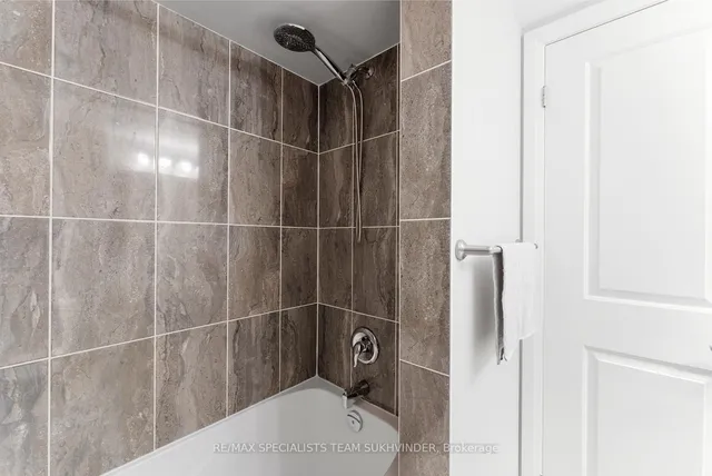 Additional image 34 of 55 Yorkland Blvd Unit 107