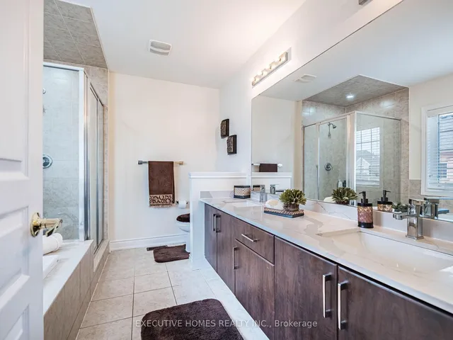 Additional image 22 of 1 Orangeblossom Tr