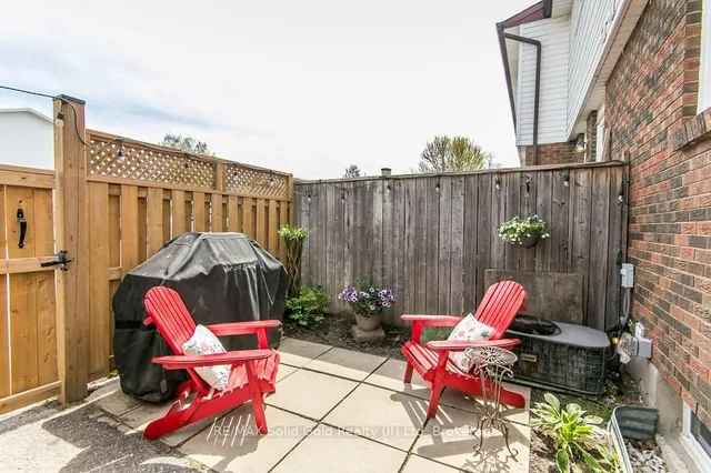 Additional image 38 of 235 Fergus Ave