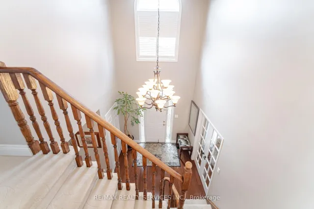 Additional image 8 of 41 Christie Dr