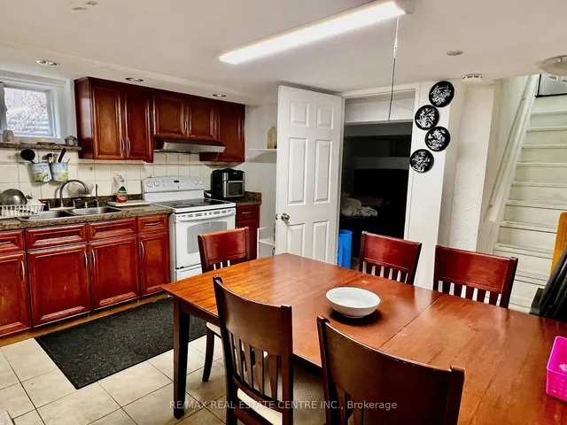 Additional image 7 of 115 Downsview Ave