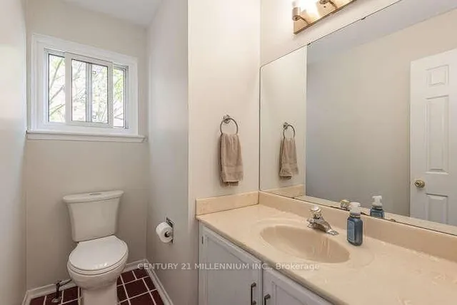 Additional image 19 of 82 Leander St