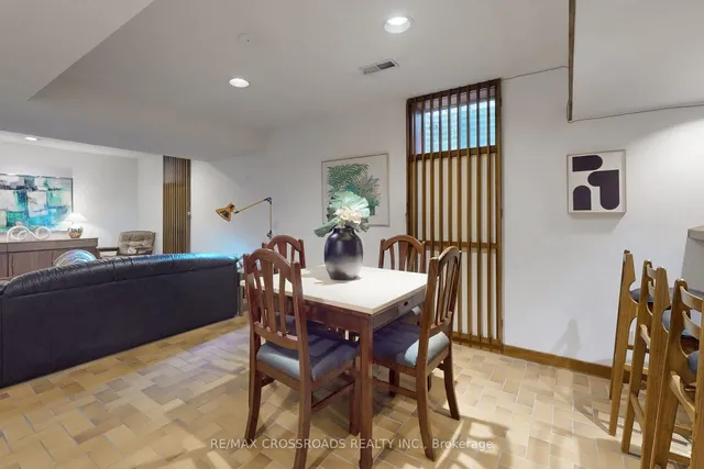 Additional image 35 of 8 Orchid Crt