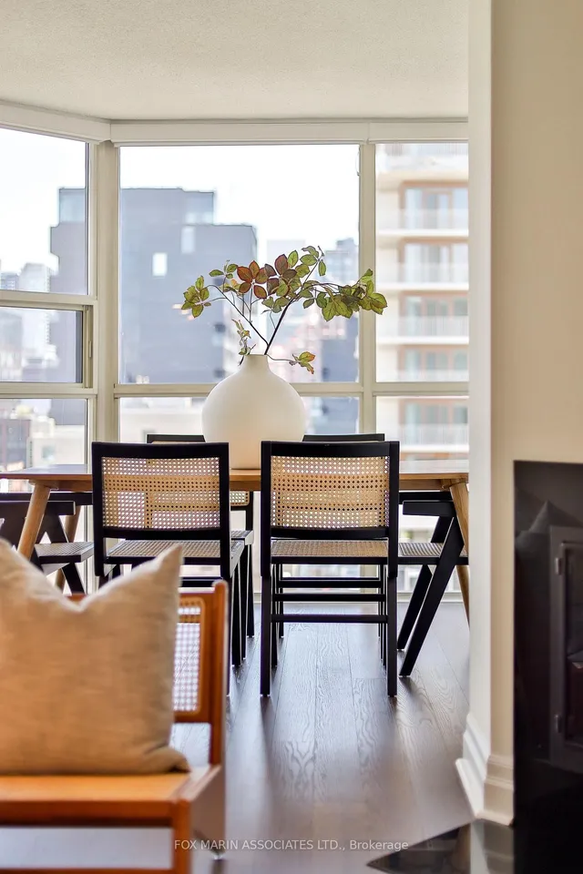 Additional image 20 of 701 King St Unit 1013