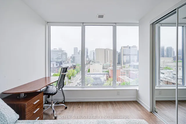 Additional image 22 of 203 College St Unit 1007